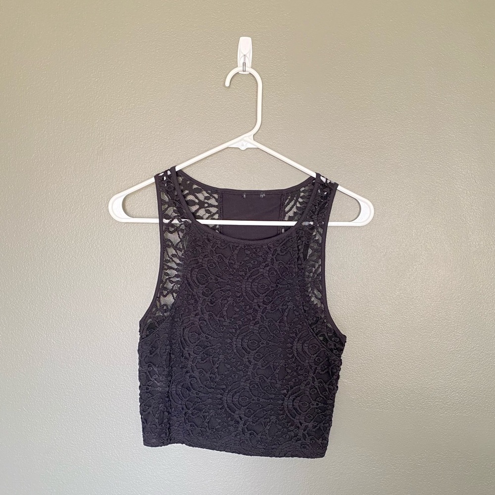 CUTE BLACK LACE CROP TOP